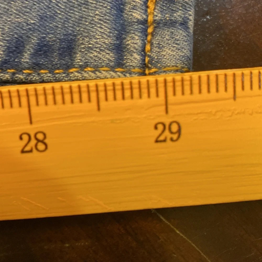 Levi’s 720 High-Rise Super Skinny Distressed Jeans  - Size 31✨ - Picture 4 of 14